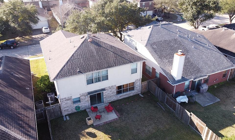 1st image of 21014 Somerset Park Ln
