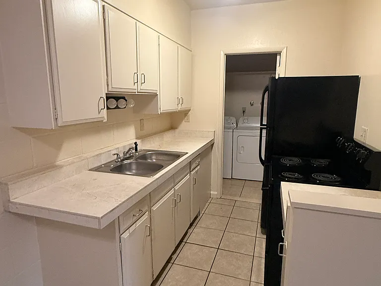 3388 Smith Dr — Photo 5