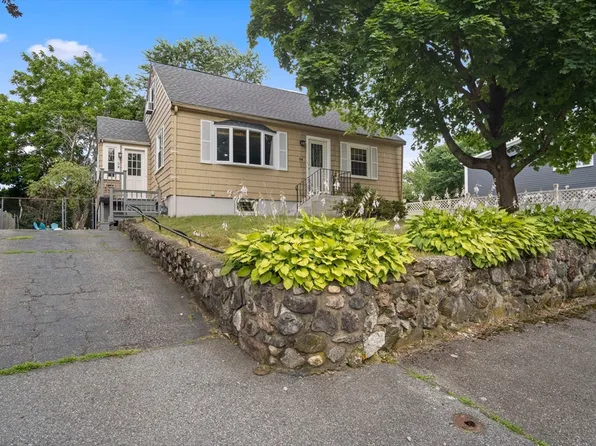 54 Eastern Ave, Woburn, MA 01801