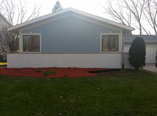 2218 Prairie Rd, Madison, WI 53711