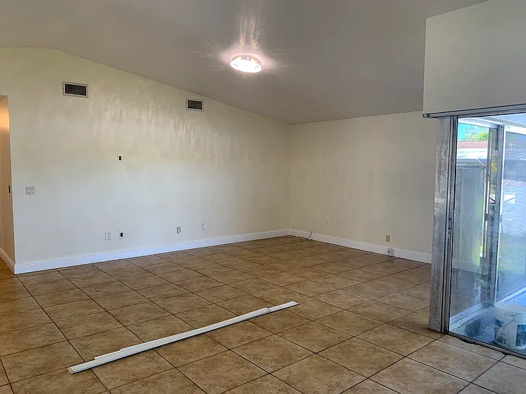 26241 SW 132nd Ave — Photo 4
