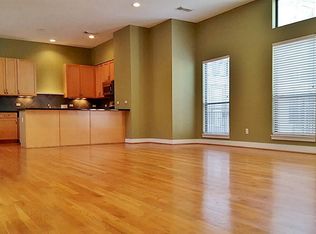 4303 Rose St APT B, Houston, TX 77007