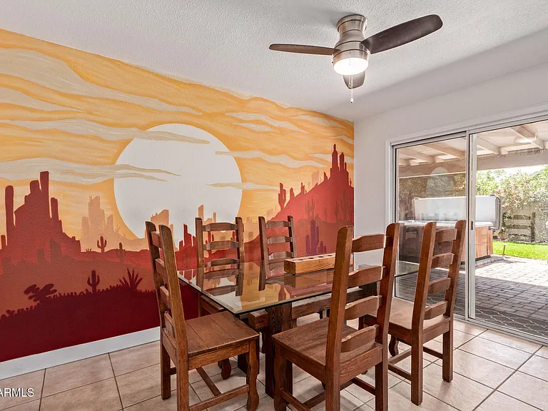 1347 W Lobo Ave — Photo 8