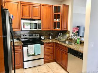 1100 SW 84th Ter, Pembroke Pines, FL 33025