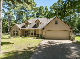 544 Green Meadow Trl, Holly Lake Ranch, TX 75765