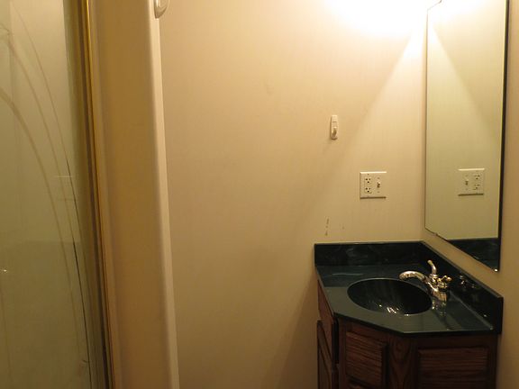 Upstairs bedroom #1 bath