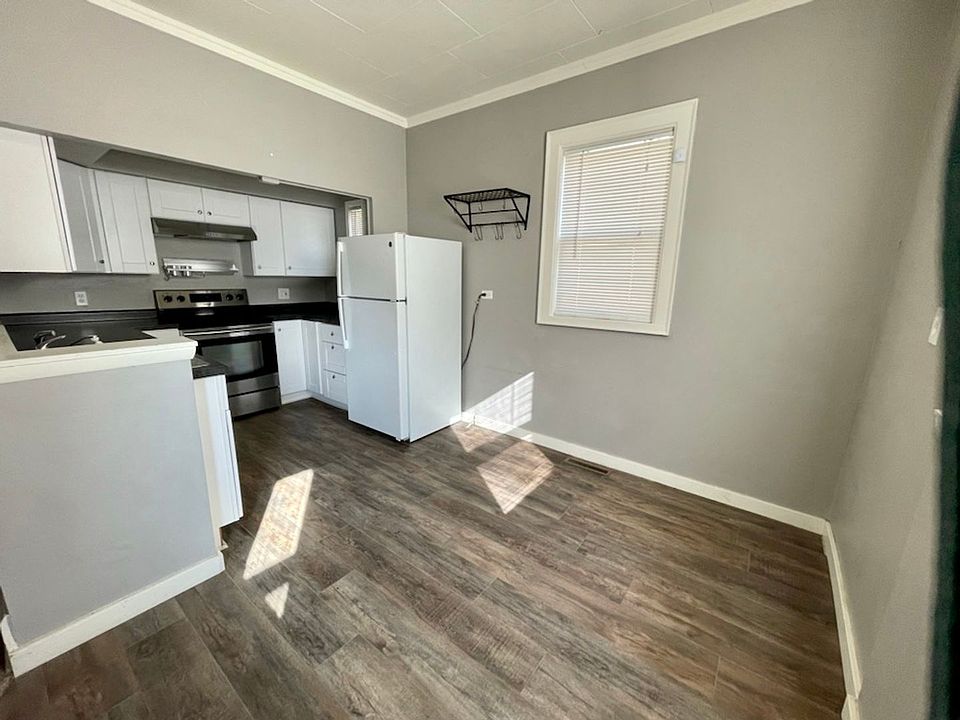 1st image of 814 Cherry St #3