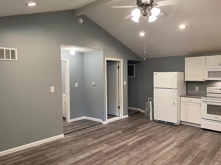 1407 Greenbush St #B — Photo 3