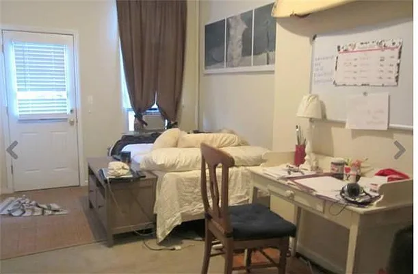 Rented by David Francis New York LLC | media 50