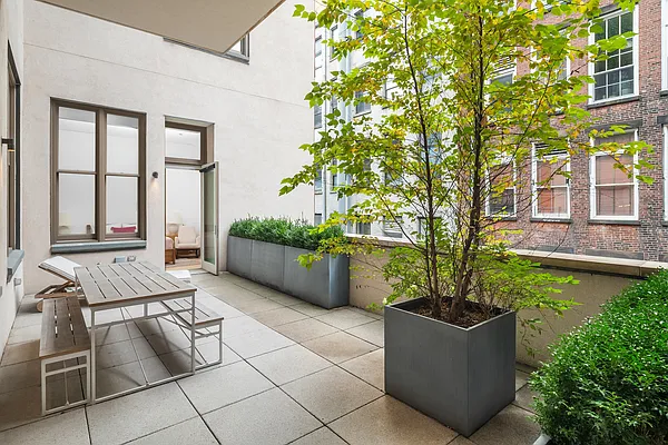 Rented by Coleman Real Estate Group | media 30