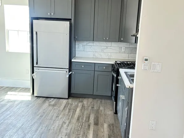 648 E 120th St #1/2, Los Angeles, CA 90059