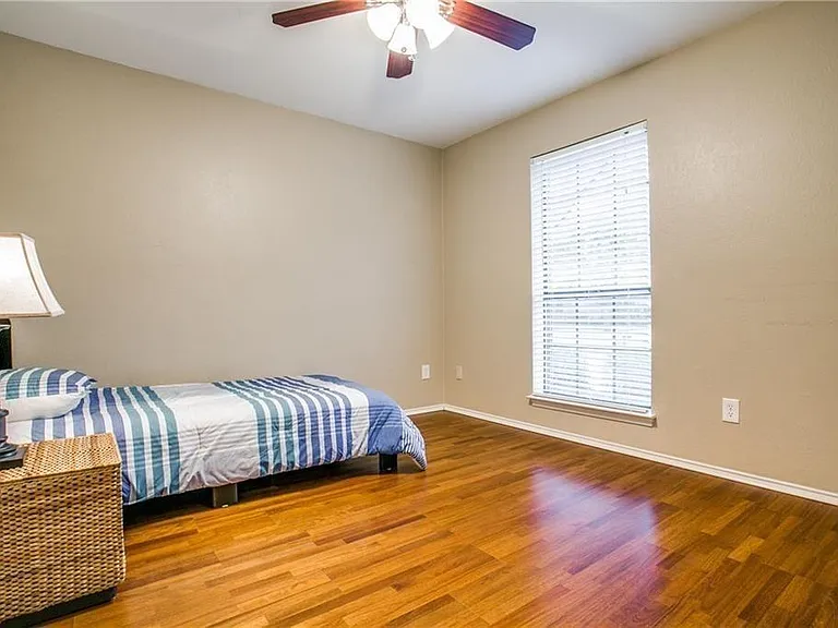 249 Simmons Dr — Photo 24
