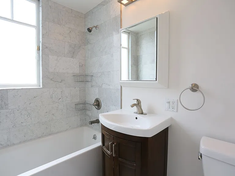171 Montecito Ave #301 — Photo 10