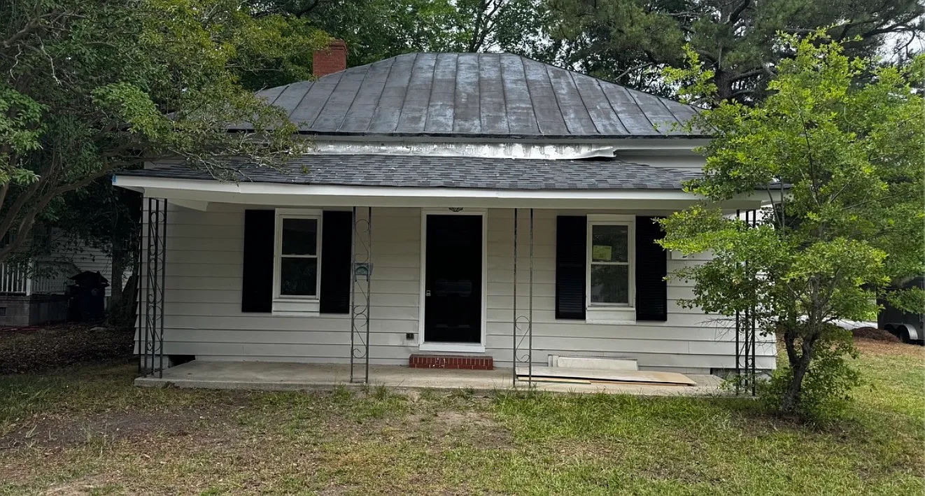 4 bed, 1104 sqft, $1,450 — Photo 1