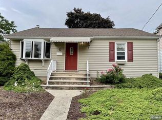 43 Rose St, East Rutherford, NJ 07073