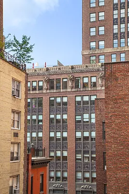 Sold by Stribling | media 12