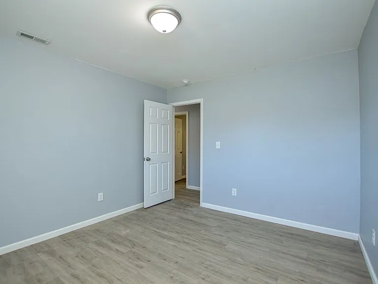 5385 Macy Grove Rd — Photo 27