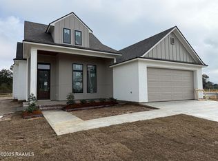 103 Fountain Meadow Dr, Broussard, LA 70518