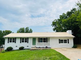 4007 Derick St, Anniston, AL 36201