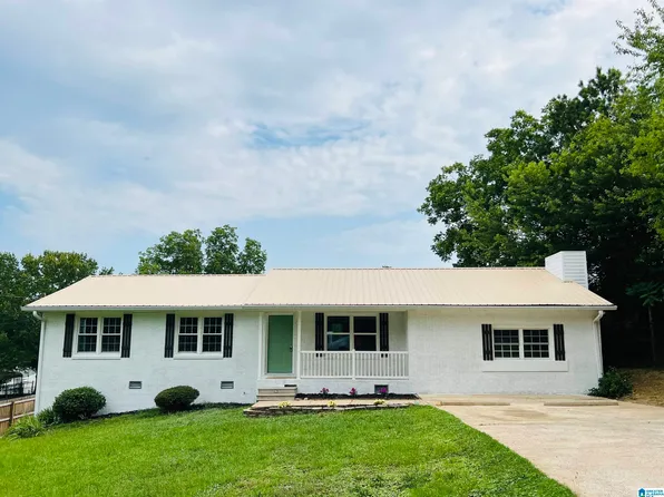 4007 Derick St, Anniston, AL 36201