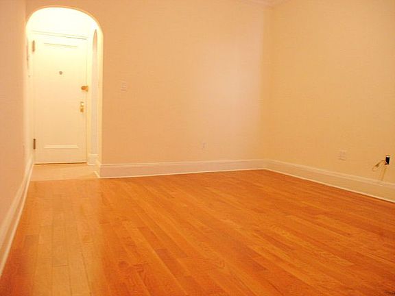 3rd image of 329 E 83rd St APT 4D