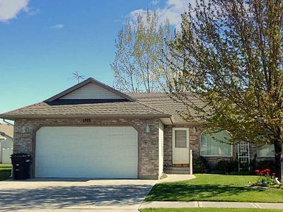 3768 E Meadowbrook Cir, Ammon, ID, 83406