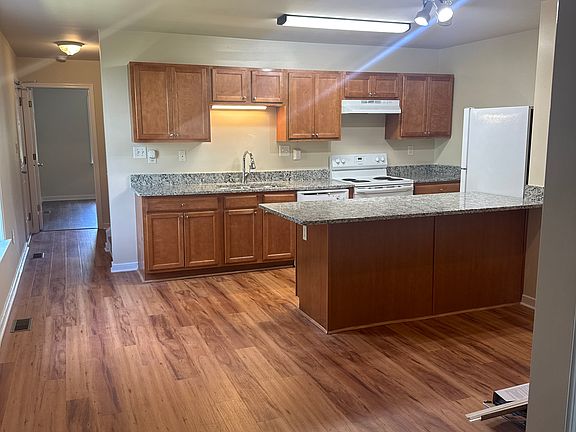 3rd image of 2602 Hargrove St APT A