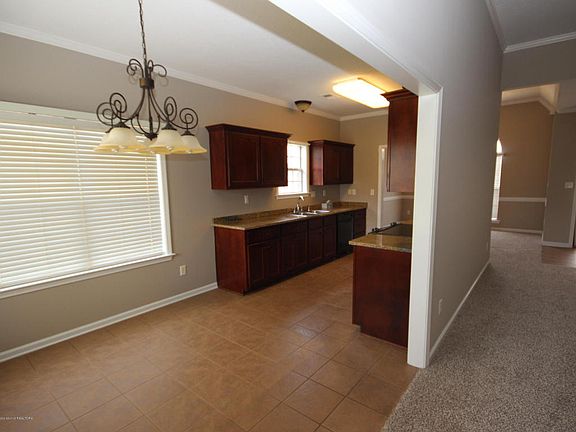 5th image of 2969 Geoffrey Dr