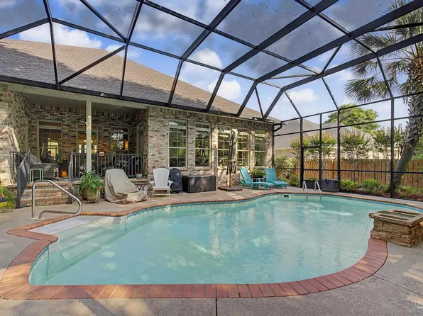 8810 Spider Lily Way, Pensacola, FL 32526