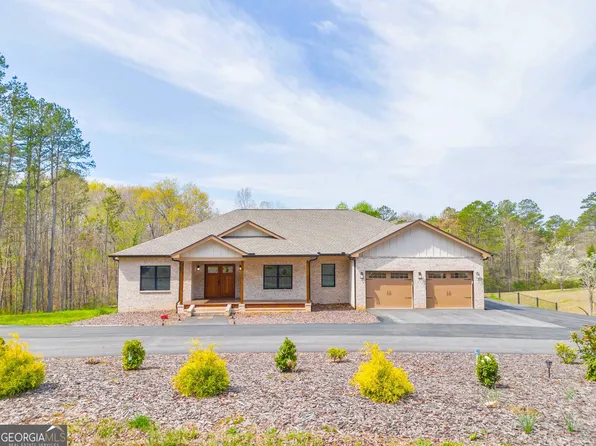 365 Rolling Hills Ln, Clarkesville, GA 30523