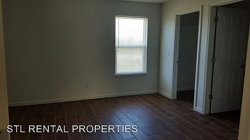2nd image of 195 Bogart Blvd