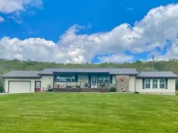 3rd image of 1099 Mohawk Dr