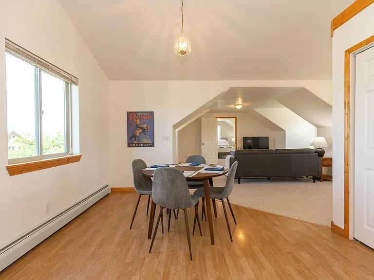 5550 Foster Ln #B — Photo 8