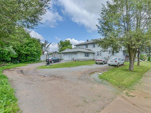2nd image of 621 McArthur Ave #621