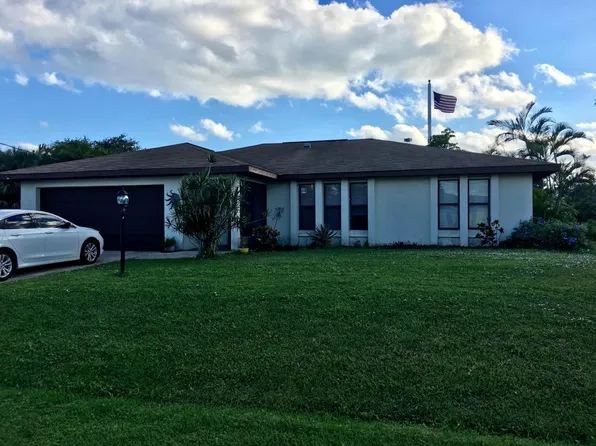 142 SW Thanksgiving Ave, Port Saint Lucie, FL 34984