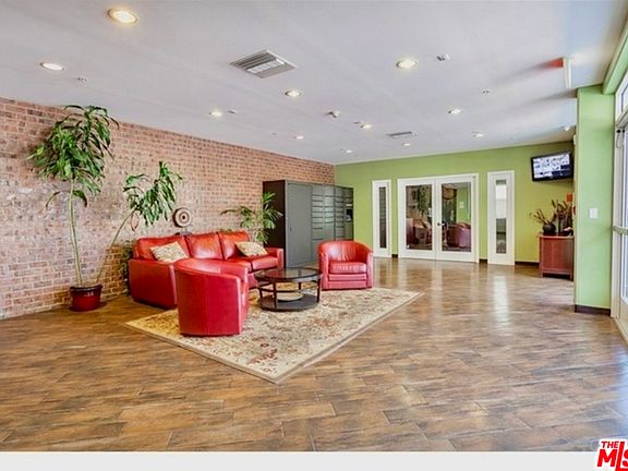 2nd image of 3740 Santa Rosalia Dr #4th