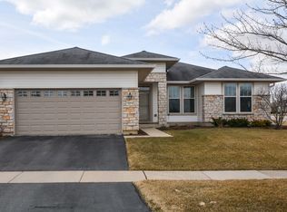 12819 Highland Ln, Huntley, IL 60142