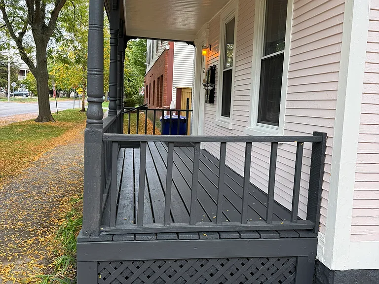 25 Monroe St #2 — Photo 8