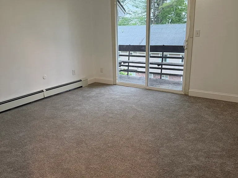 Master Bedroom/Private Balcony