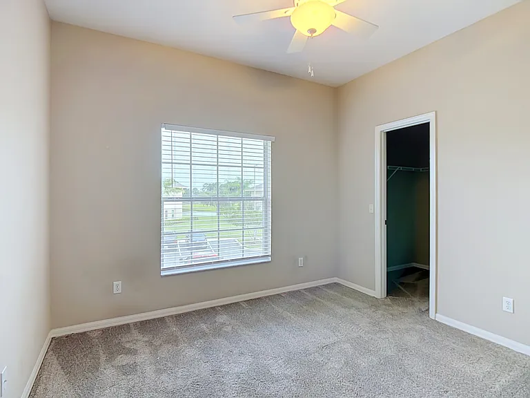 1105 Eagle Pond Dr — Photo 16