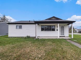 23263 Lauren Ave, Warren, MI 48089