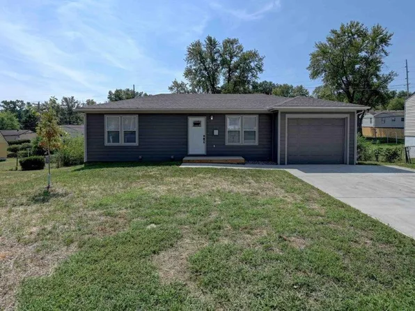 113 N Kendall Dr, Independence, MO 64056