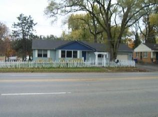 509 Geneva Rd, Glen Ellyn, IL 60137