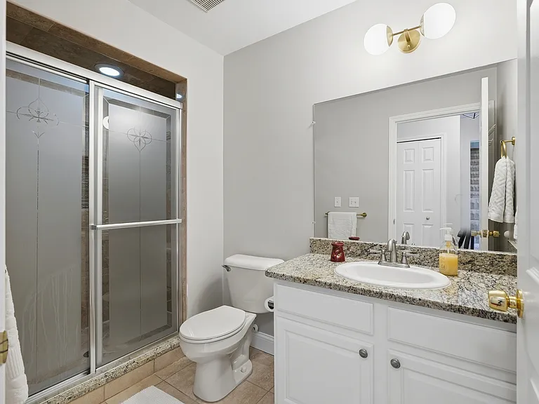 4421 Honeysuckle Dr — Photo 28