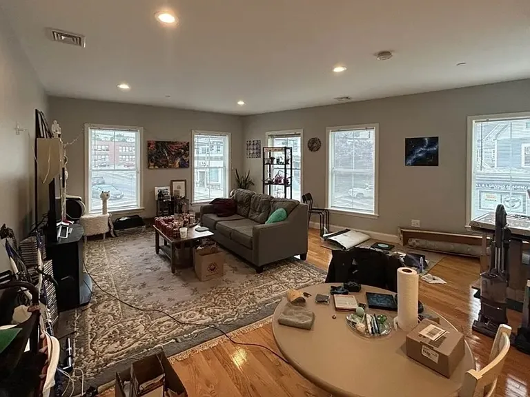 15 Dana Ave #4 — Photo 3
