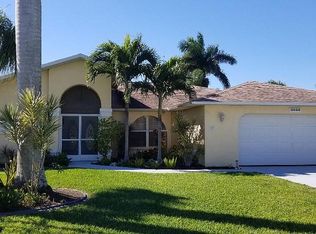 3820 SE 15th Pl, Cape Coral, FL 33904