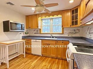 77 Louise Rd #2A, Chestnut Hill, MA 02467