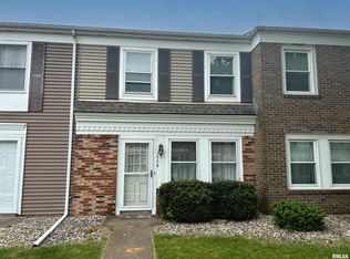 3448 N Sandia Dr, Peoria, IL 61604