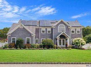 11 Muellers Ln, Yaphank, NY 11980