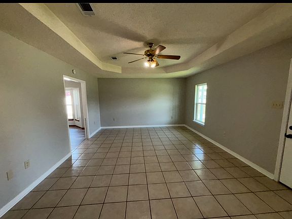 2nd image of 213 Deer Run Dr